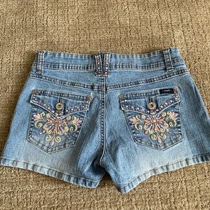 Vintage Angels shorts